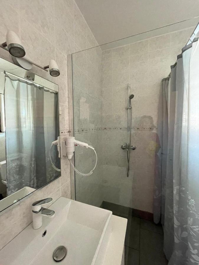 Apartmani Ira Vir Eksteriør billede