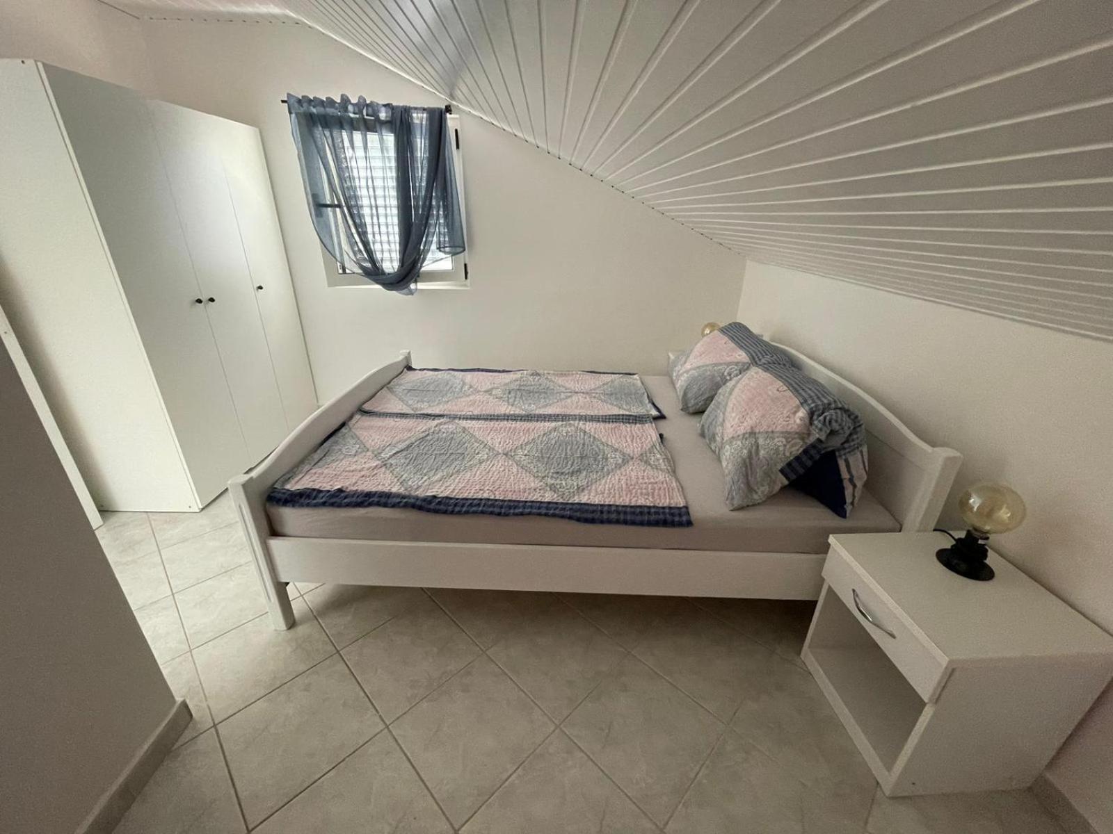 Apartmani Ira Vir Værelse billede