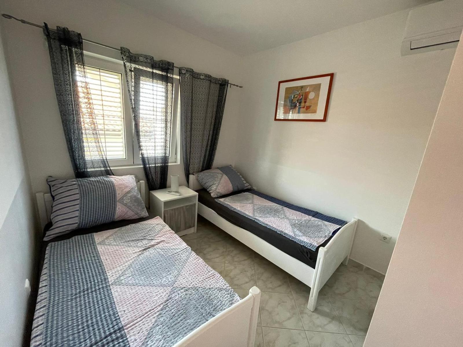 Apartmani Ira Vir Værelse billede